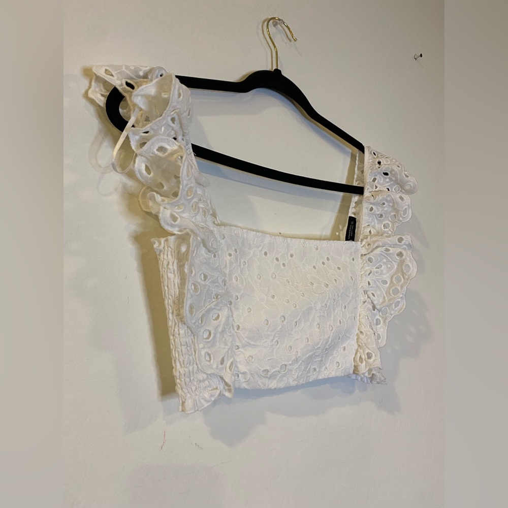 Zara White Eyelet Lace Crop Top - Picture 2 of 6